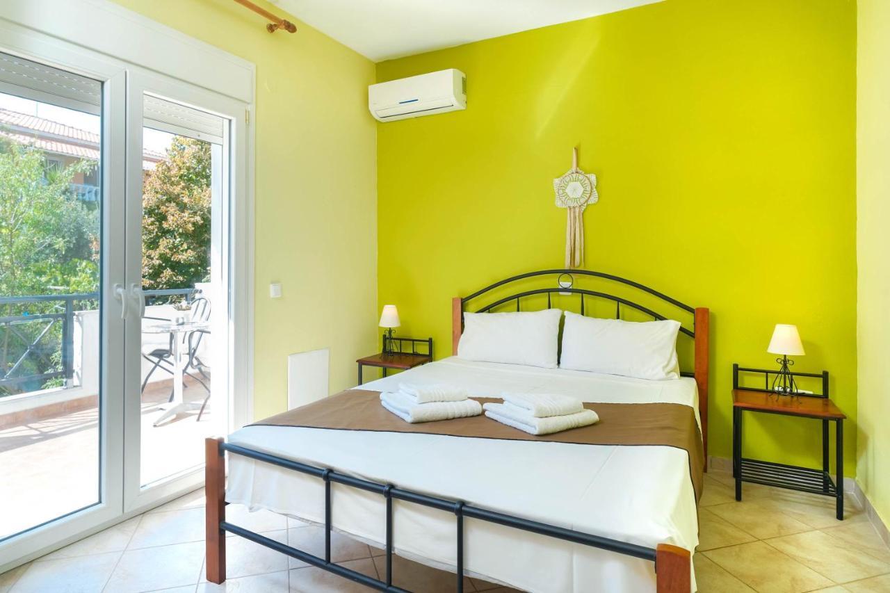 Villa Golden Nest Лименария Екстериор снимка
