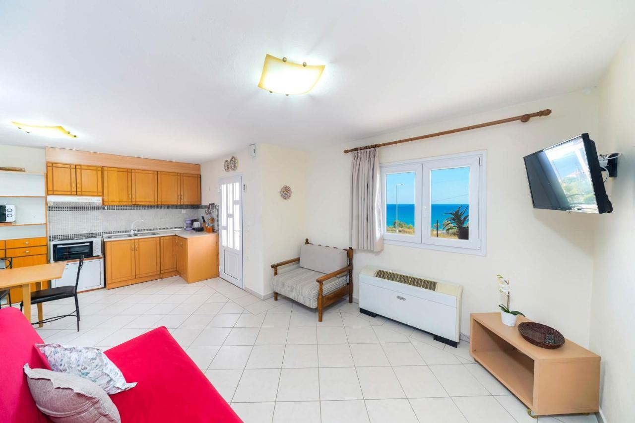 Villa Golden Nest Лименария Екстериор снимка