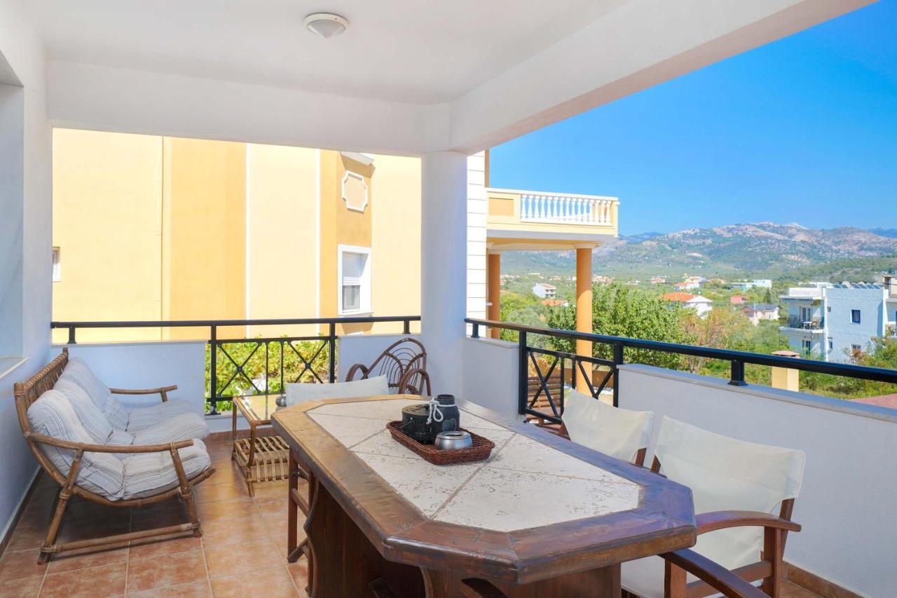 Villa Golden Nest Лименария Екстериор снимка